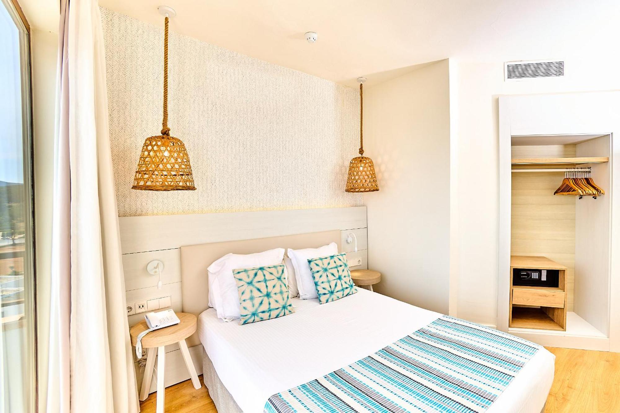 Alua Hotel Miami Ibiza Es Cana Esterno foto